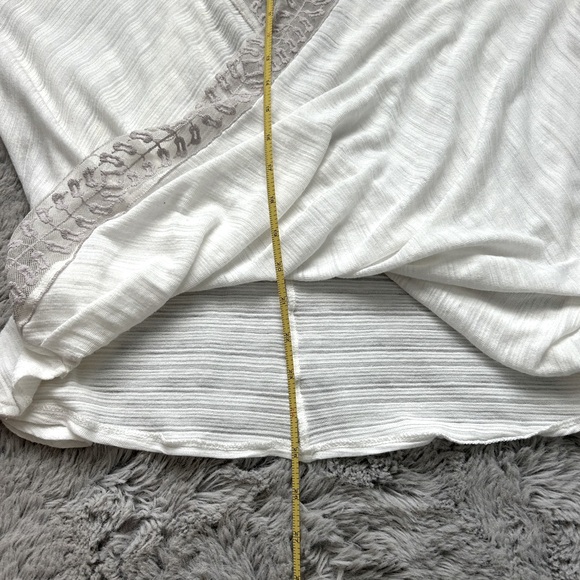 Pretty Free People top - Picture 12 of 13